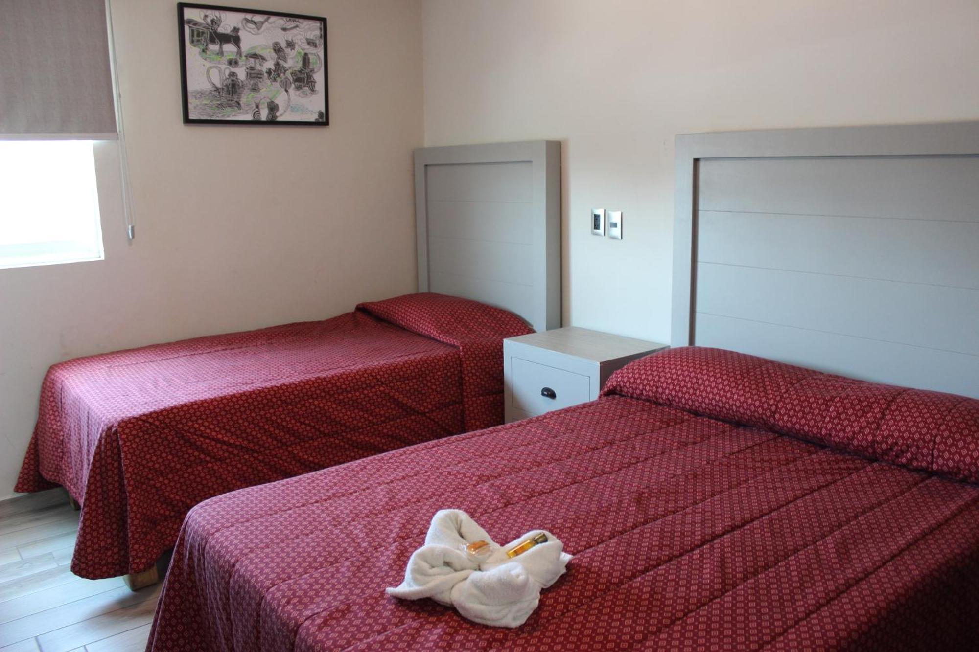 Hotel Colon Express Гвадалахара Экстерьер фото